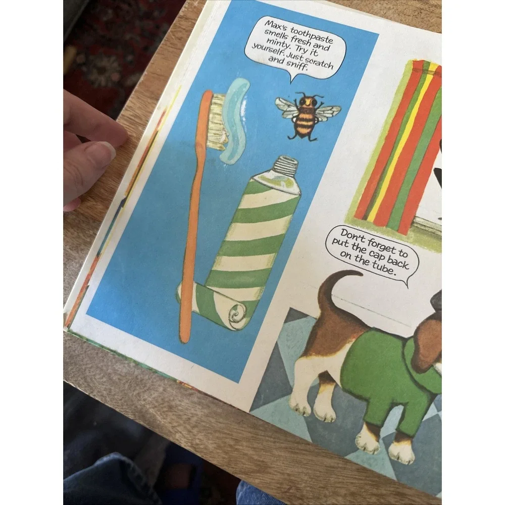 Vtg RARE 1972 Golden Scratch And Sniff Book Max The Nosey Bear Still SMELLS Fun! - Picture 10 of 13